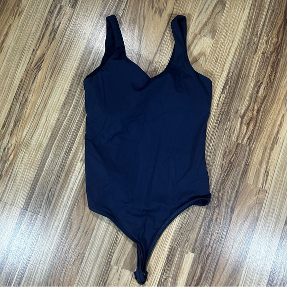 Klassy Network Racerback Thong Bodysuit Size medium Removable Paddin Lot Of 4 - Picture 3 of 6